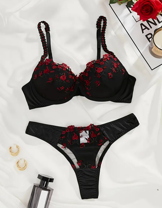 Blumenbesticktes Dessous-Set