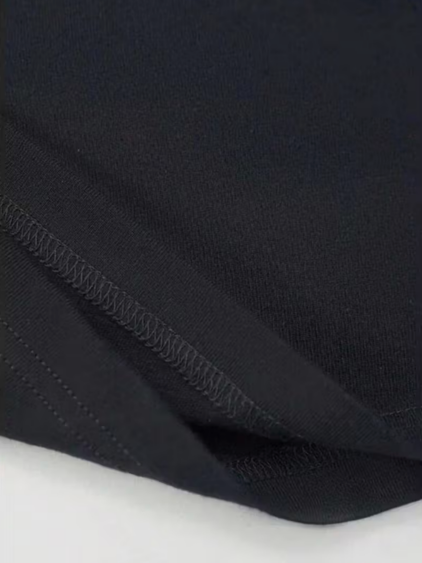 Schwarzes Herren Grafik-T-Shirt